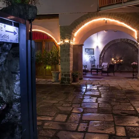 Corte Catalana Bed and Breakfast Marigliano