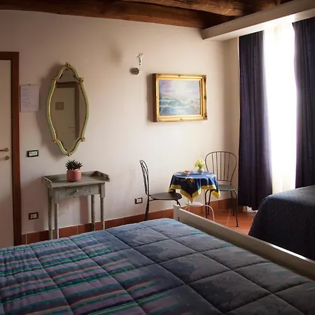 ベッド・アンド・ブレックファスト Corte Catalana マリリアーノ